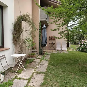 La Casa Dei Tigli , Treviso Italia