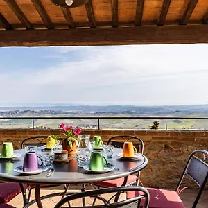 https://la-terrazza-chianni.it-tuscanyhotel.com